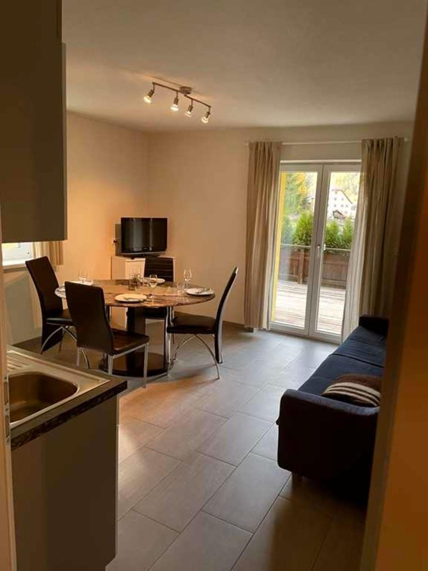 Schweizer Sennenhund Apartment *
